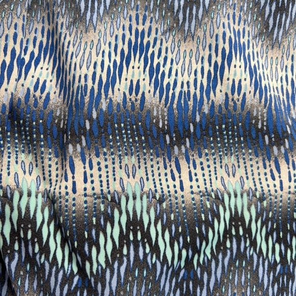 Elementz Women's Short Sleeve Print Top in Blue/Green/White/Gray - Size M - Picture 3 of 6